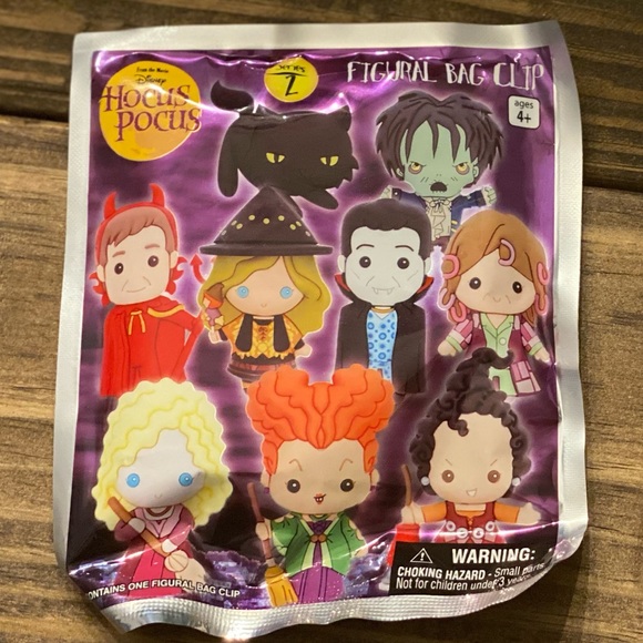 Hocus Pocus keychain set